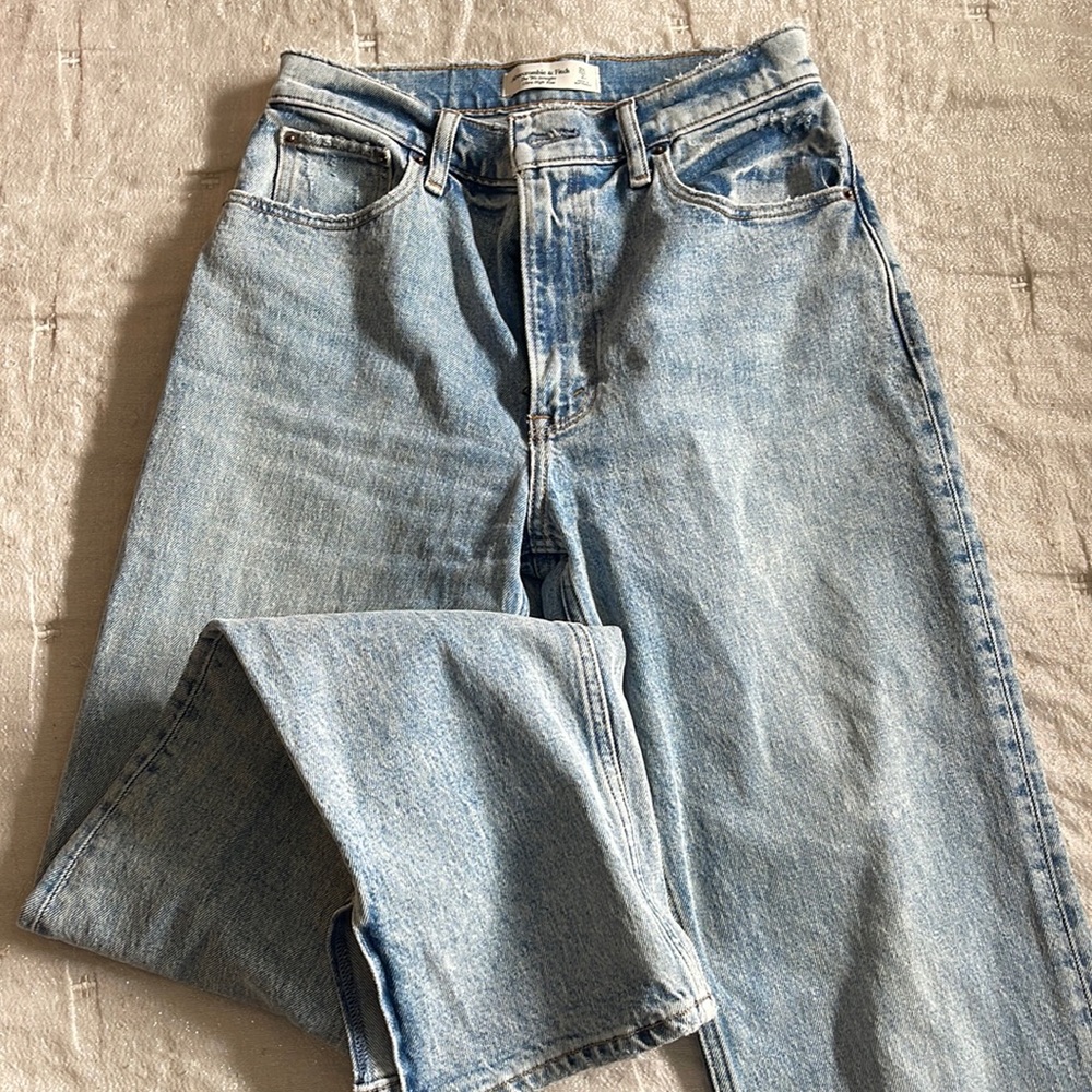 Abercrombie jeans